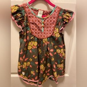 2 piece lot Wildflowers girls tunics